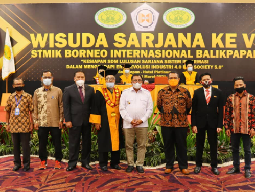 (Mar-2021) Attend Sekolah Tinggi Manajemen Informatika dan Komputer Borneo Internasional Balikpapan Graduation