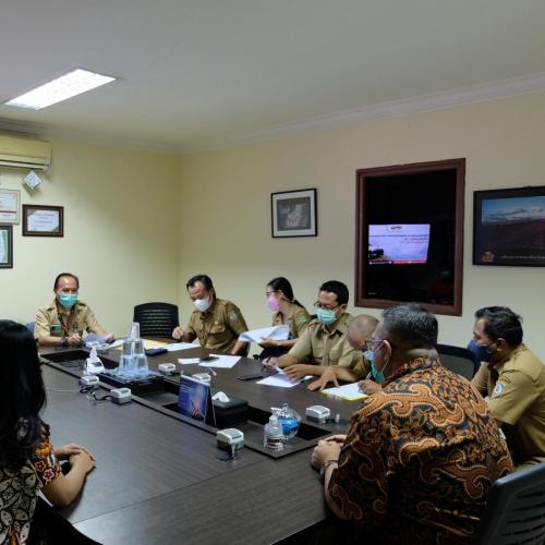 (Apr-2022) PT Transkon Jaya Tbk menerima kunjungan dari Satuan Tugas (Satgas) Covid Kota Balikpapan yang terdiri dari Dinas Kesehatan Kota Balikpapan, Dinas Ketenagakerjaan Kota Balikpapan dan Satuan Polisi Pramong Praja Kota Balikpapan.