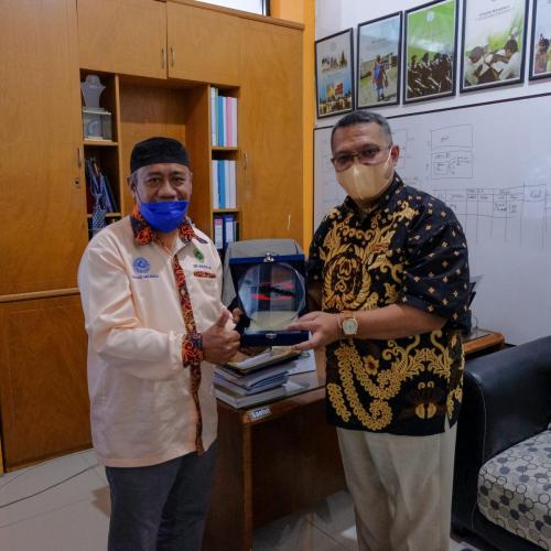 (Apr-2022) PT Transkon Jaya Tbk signed MoU with SMK Airlangga Balikpapan