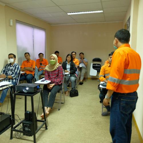 (Jul-2022) Salah satu pendidikan dan pelatihan yang dilakukan PT Transkon Jaya Tbk baru – baru ini adalah Smart Driving Coaching Clinic