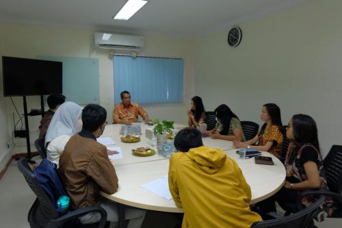 (Nov-2022) PT Transkon Jaya Tbk received a visit from students of the Actuarial Science Major of the Kalimantan Institute of Technology.