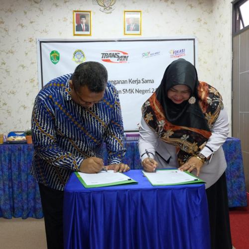 (Nov-2022) MOU (Memorandum Of Understanding) was signed between PT Transkon Jaya Tbk and SMK Negeri 2 Sangatta