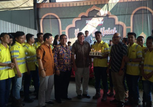 (Jul-2019) Acara Halal Bi Halal kali ini sekaligus dengan perayaan ulang tahun salah satu pendiri PT. Transkon Jaya dan juga penyerahan Reward Trip ke Eropa Timur