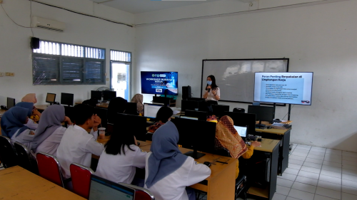 (Nov-2022) PT Transkon Jaya received an invitation to attend as a resource at the Work Culture Workshop held by the SMK Airlangga Balikpapan.